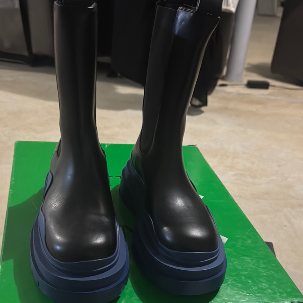 Bottega navy blue tire boots Black and Blue Boots